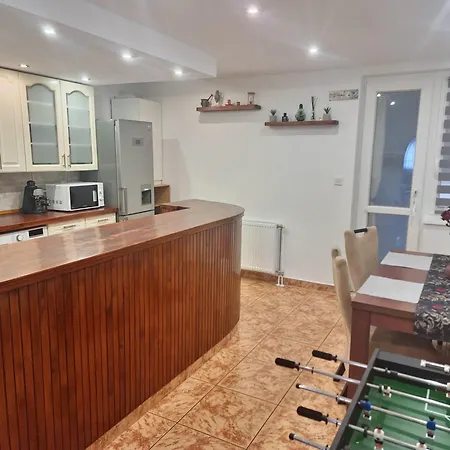 L'aomur Apartman Balatonlelle